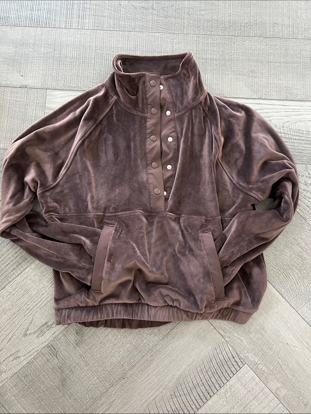 Yogalicious double butter Santa Monica pullover